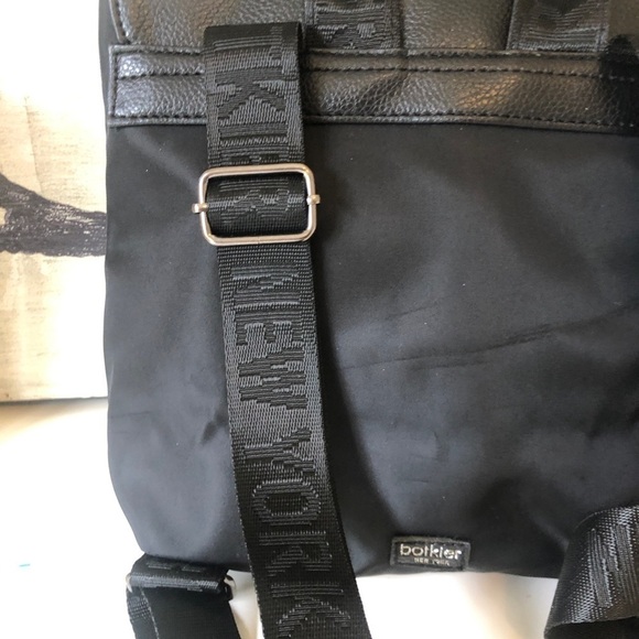 Botkier New York Trigger Backpack - Picture 9 of 11